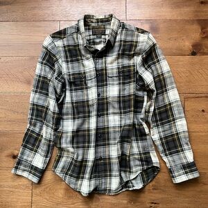 Filson Lightweight Men’s Flannel Tagged Small Fits Medium Olive, Yellow, White